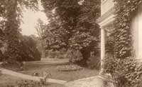 Deshler-Morris Gardens